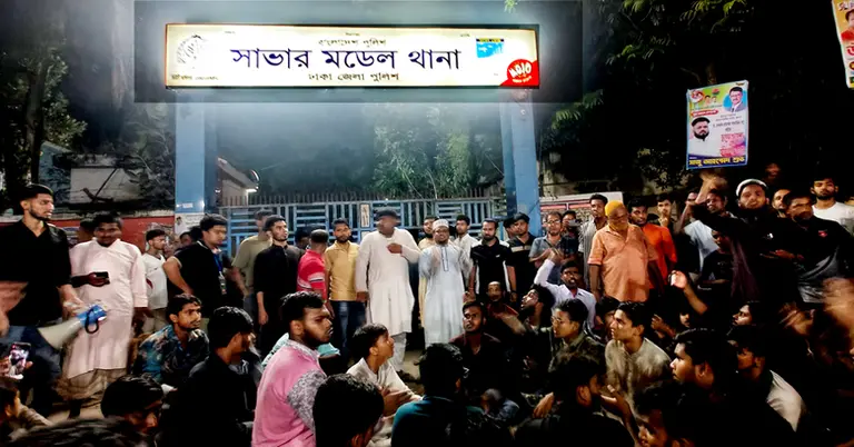 এনসিপির সমাবেশস্থলে ককটেল বিস্ফোর
